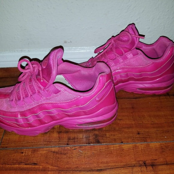 Bright pink Nike air max - Picture 2 of 4